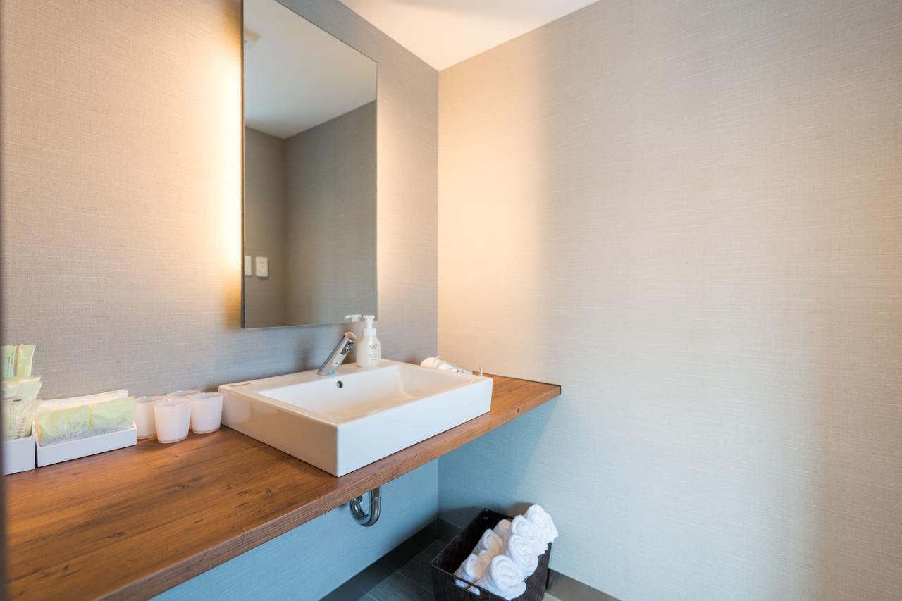 Floral Hotel Shinsaibasi Osaka Exterior photo